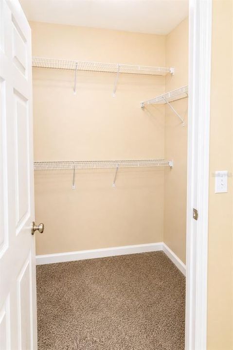 В аренду: $1,895 (3 спален, 2 ванн, 1260 Квадратных фут)