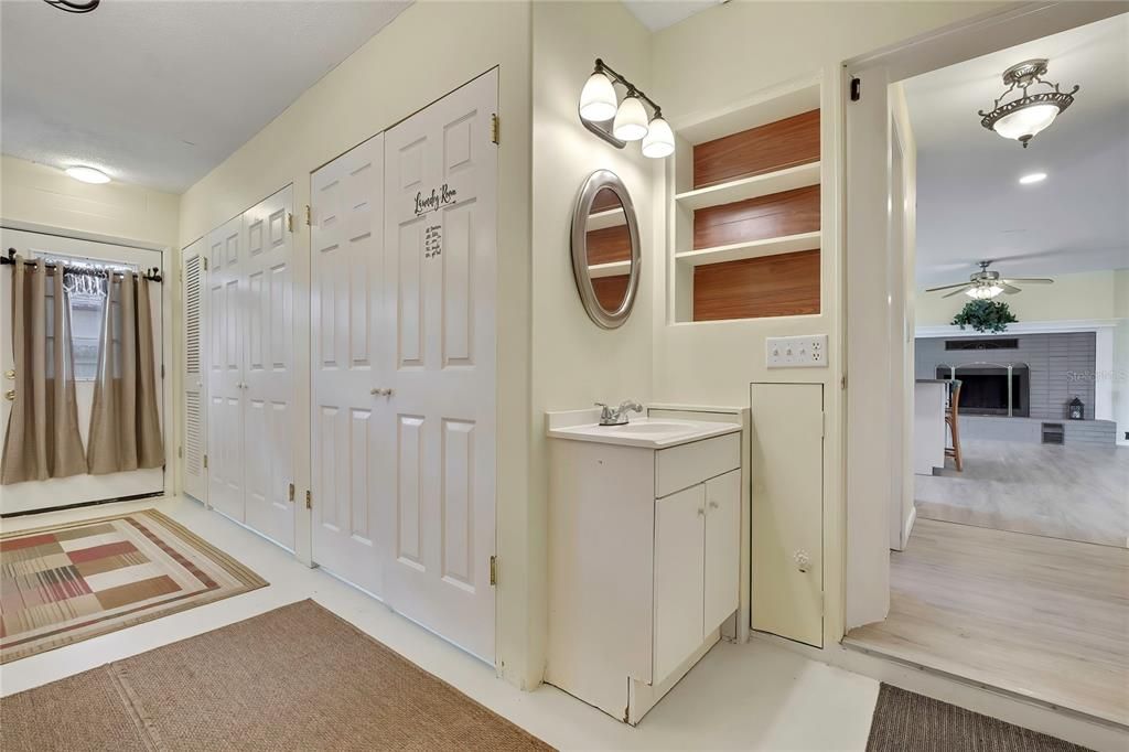 For Sale: $289,900 (3 beds, 2 baths, 1480 Square Feet)