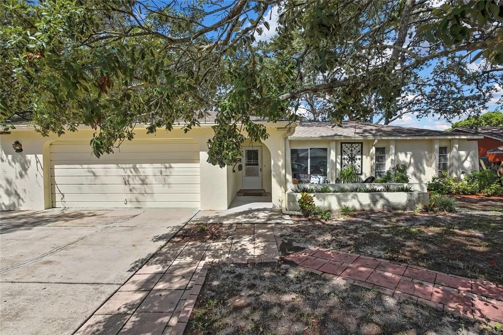 For Sale: $289,900 (3 beds, 2 baths, 1480 Square Feet)
