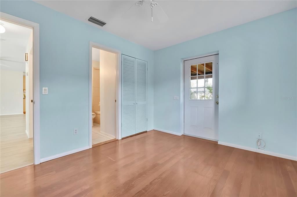 For Sale: $289,900 (3 beds, 2 baths, 1480 Square Feet)