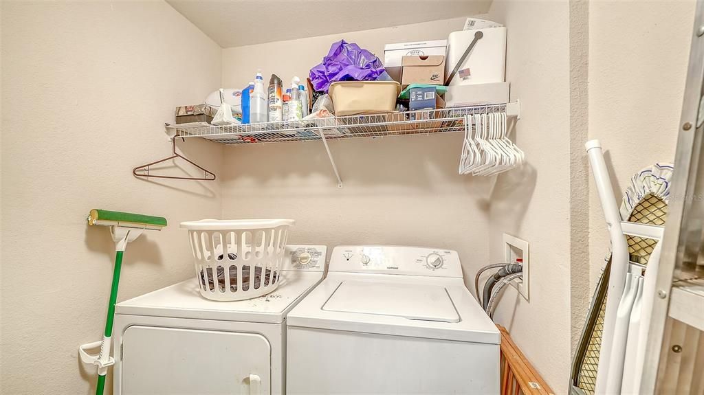For Sale: $220,000 (3 beds, 2 baths, 1400 Square Feet)