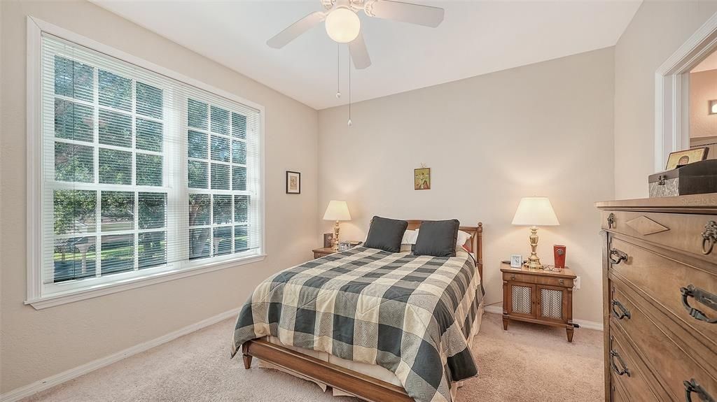 For Sale: $220,000 (3 beds, 2 baths, 1400 Square Feet)