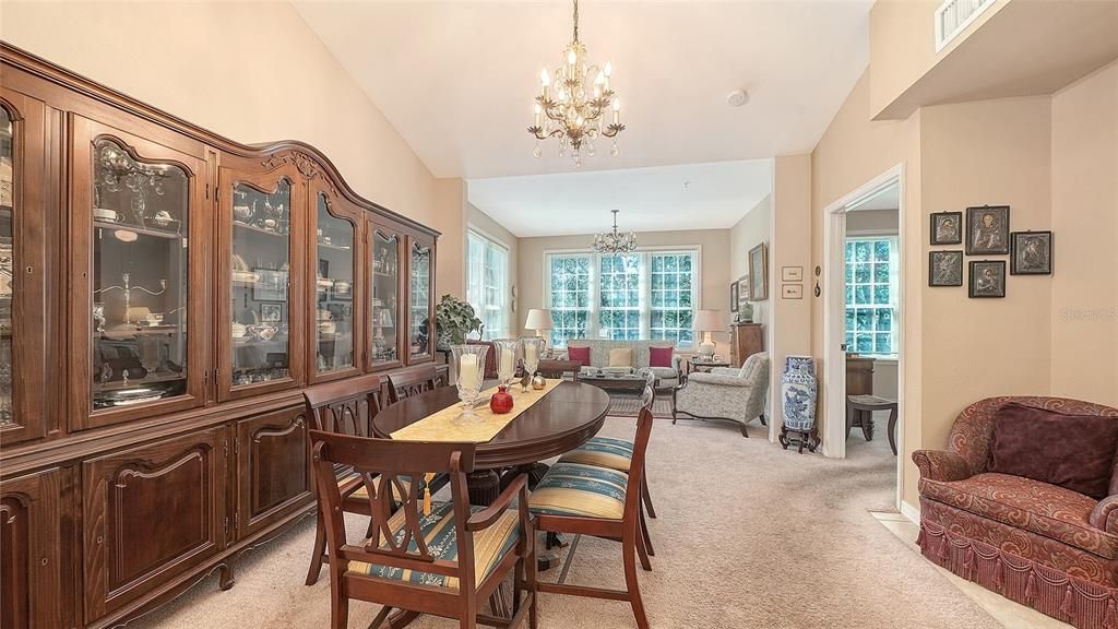 For Sale: $220,000 (3 beds, 2 baths, 1400 Square Feet)