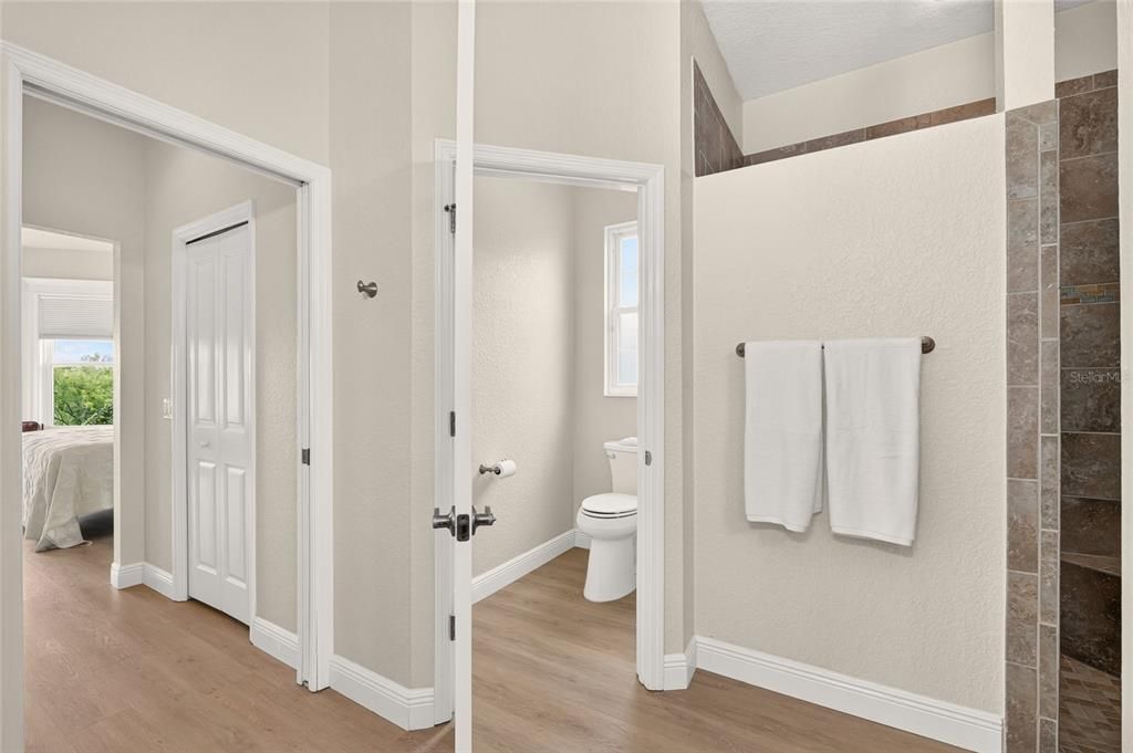 For Sale: $639,000 (3 beds, 2 baths, 2340 Square Feet)