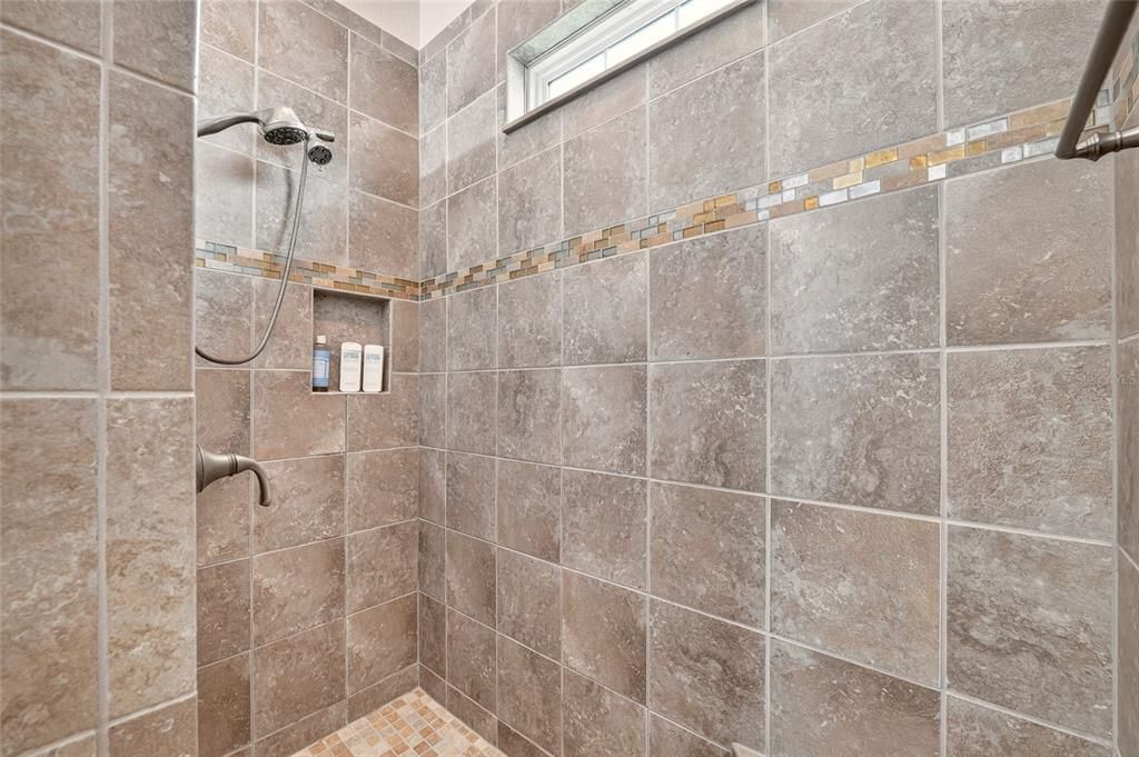 For Sale: $639,000 (3 beds, 2 baths, 2340 Square Feet)