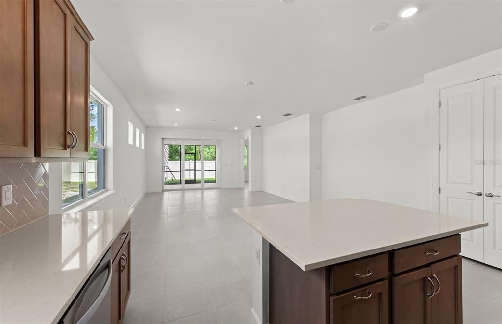 For Sale: $429,990 (2 beds, 2 baths, 1579 Square Feet)