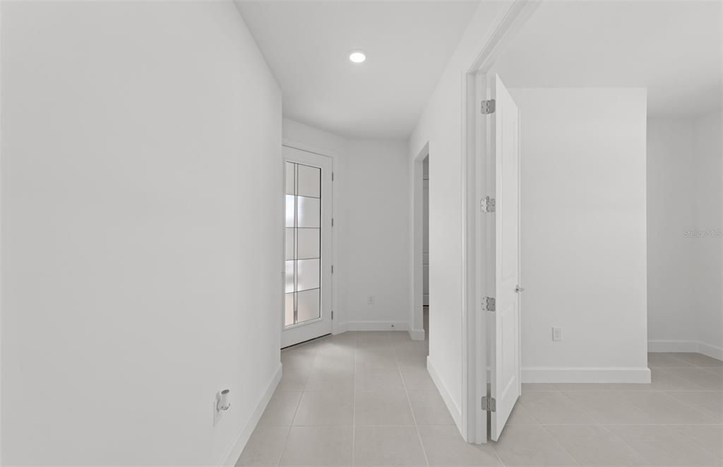 For Sale: $429,990 (2 beds, 2 baths, 1579 Square Feet)