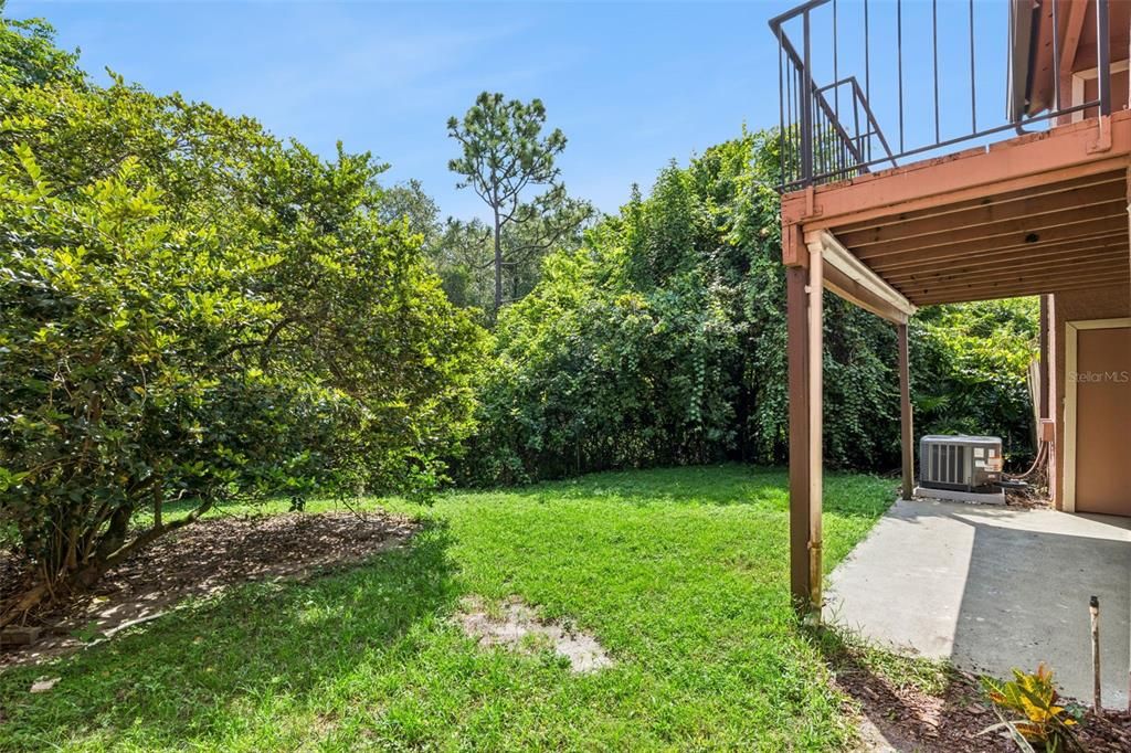 For Sale: $199,900 (2 beds, 2 baths, 1037 Square Feet)