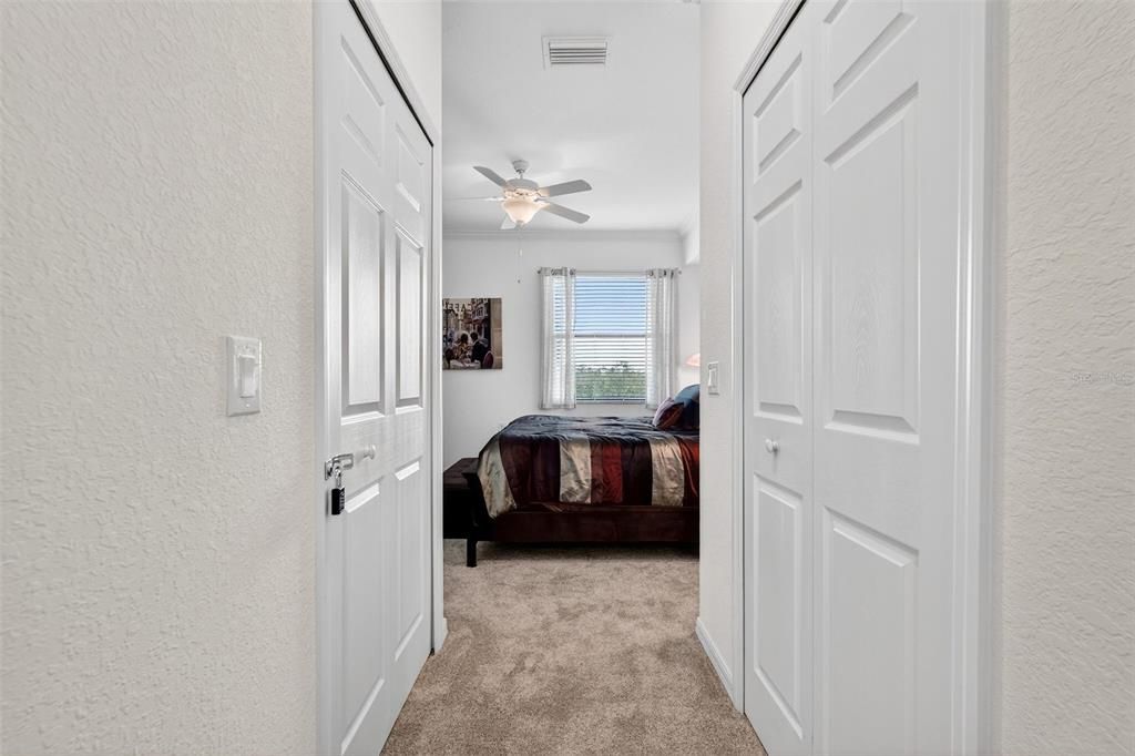 For Rent: $2,300 (3 beds, 2 baths, 1254 Square Feet)