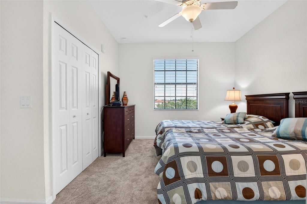 For Rent: $2,300 (3 beds, 2 baths, 1254 Square Feet)