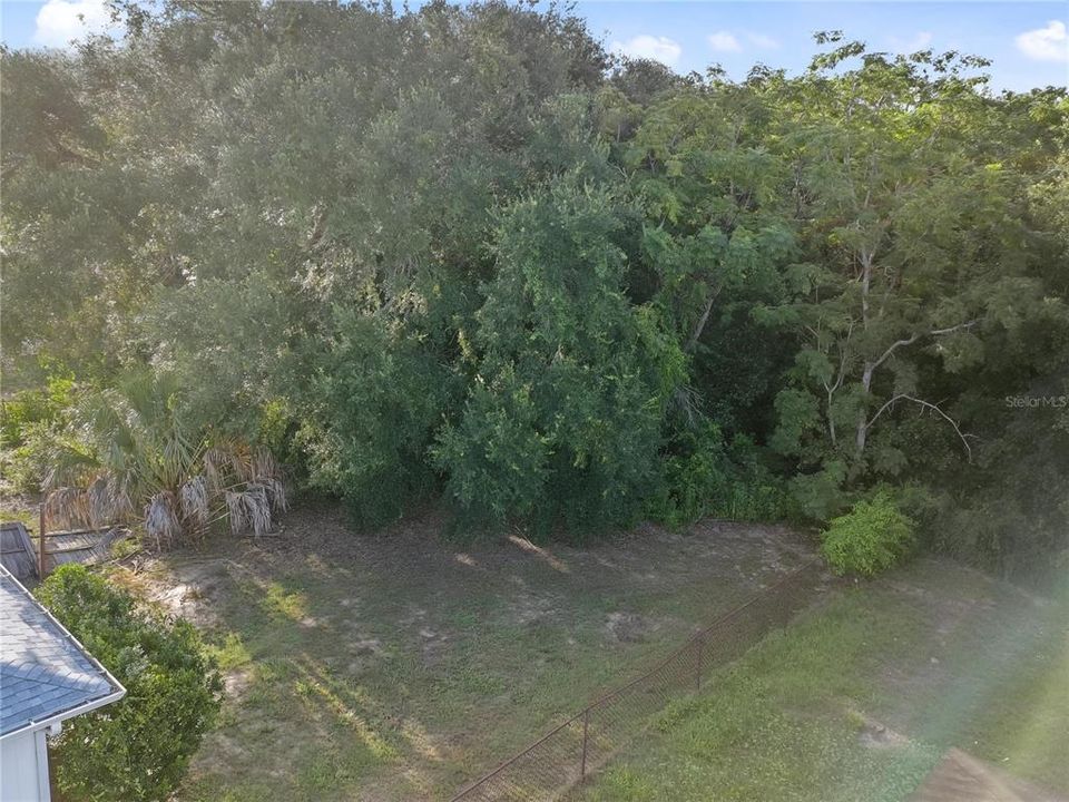 For Rent: $1,900 (4 beds, 2 baths, 1438 Square Feet)