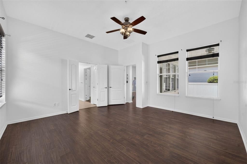 For Rent: $4,495 (3 beds, 2 baths, 1815 Square Feet)