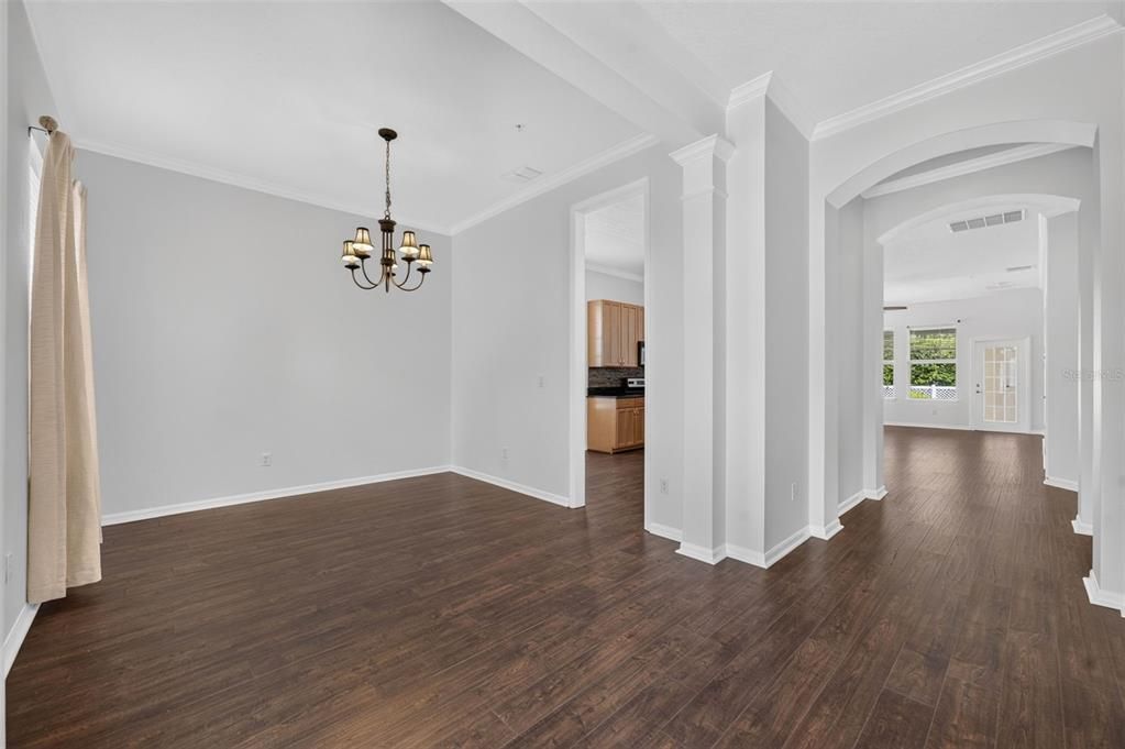 For Rent: $4,495 (3 beds, 2 baths, 1815 Square Feet)