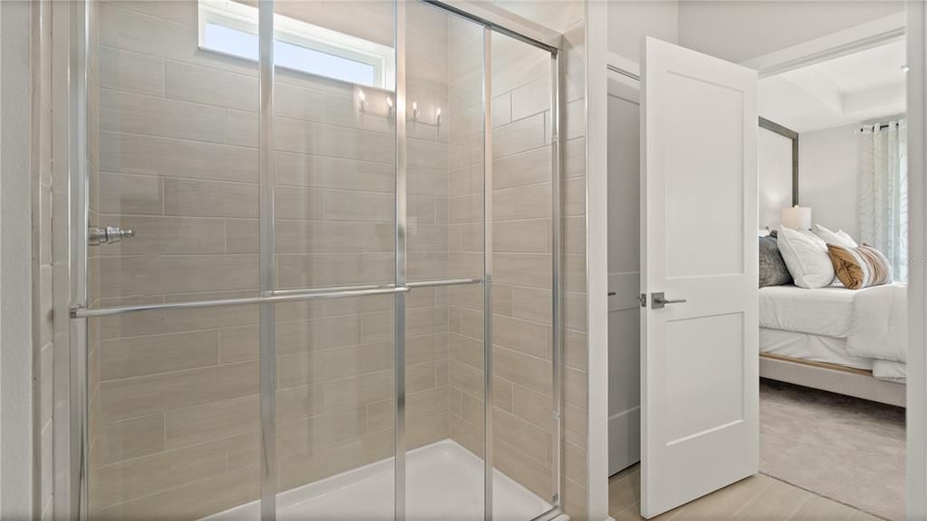 For Sale: $338,760 (4 beds, 2 baths, 1986 Square Feet)