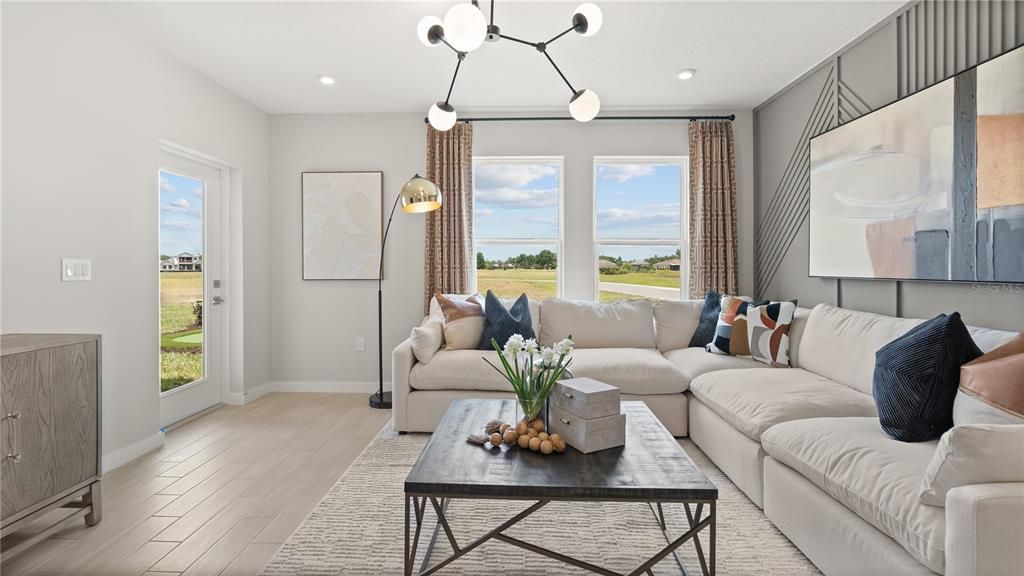 For Sale: $338,760 (4 beds, 2 baths, 1986 Square Feet)