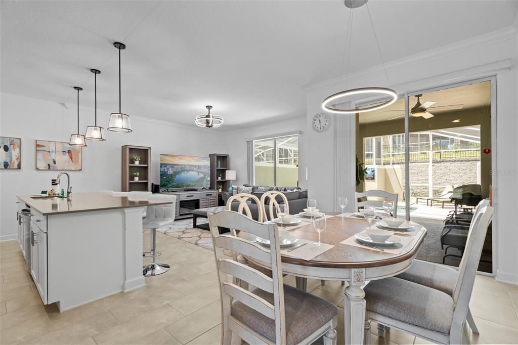 For Sale: $415,000 (4 beds, 3 baths, 1914 Square Feet)