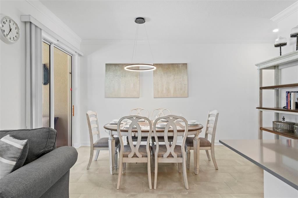 For Sale: $415,000 (4 beds, 3 baths, 1914 Square Feet)