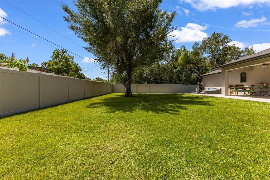 For Sale: $289,400 (3 beds, 2 baths, 1300 Square Feet)
