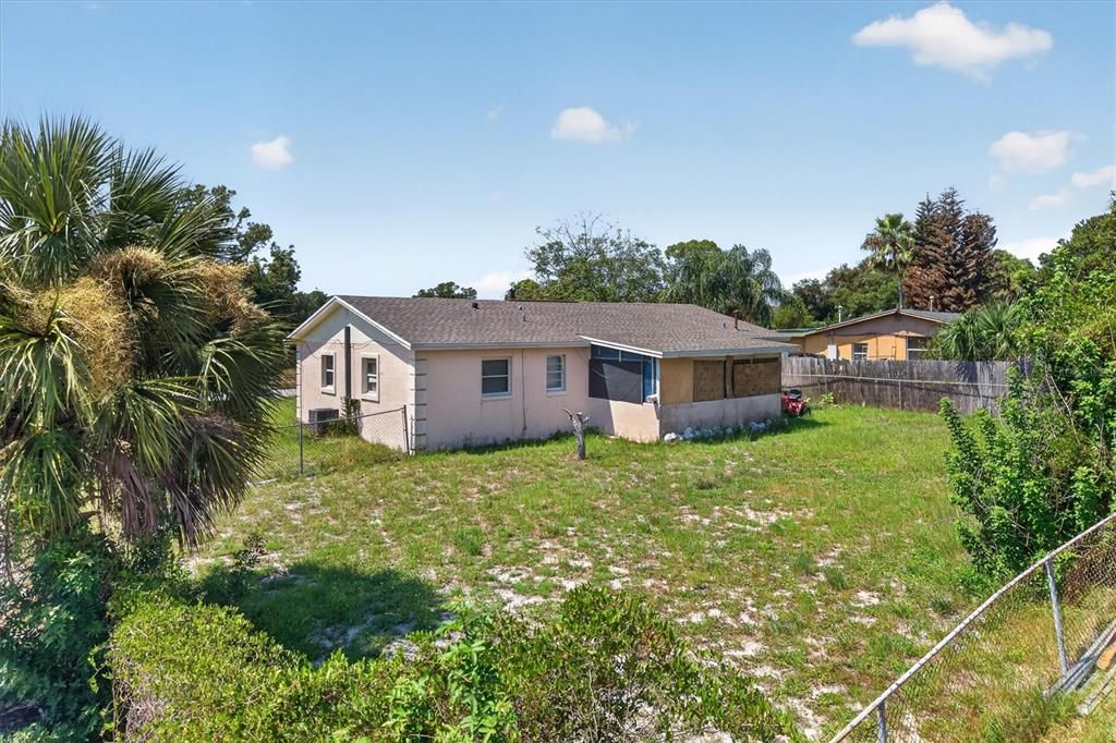 For Sale: $225,000 (3 beds, 1 baths, 1196 Square Feet)