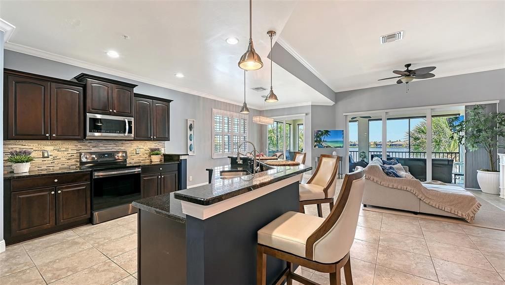 For Sale: $650,000 (3 beds, 2 baths, 2332 Square Feet)