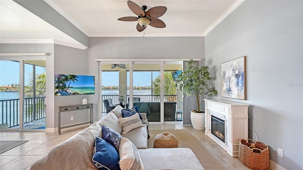 For Sale: $650,000 (3 beds, 2 baths, 2332 Square Feet)