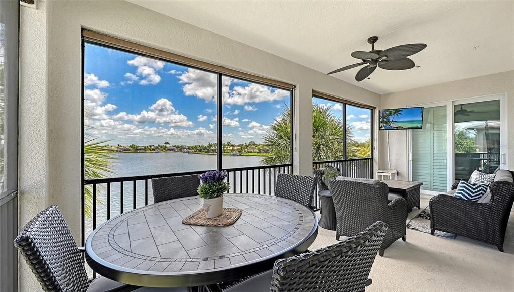 For Sale: $650,000 (3 beds, 2 baths, 2332 Square Feet)