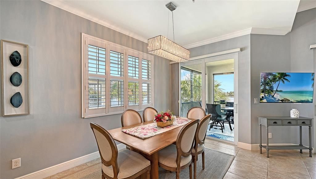 For Sale: $650,000 (3 beds, 2 baths, 2332 Square Feet)