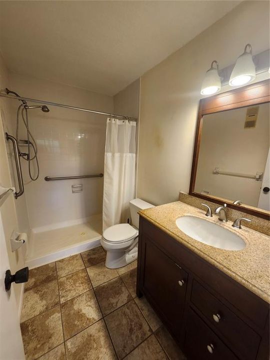 En Venta: $185,000 (2 camas, 2 baños, 1100 Pies cuadrados)