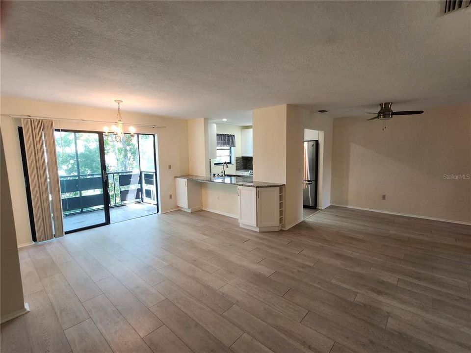 En Venta: $185,000 (2 camas, 2 baños, 1100 Pies cuadrados)