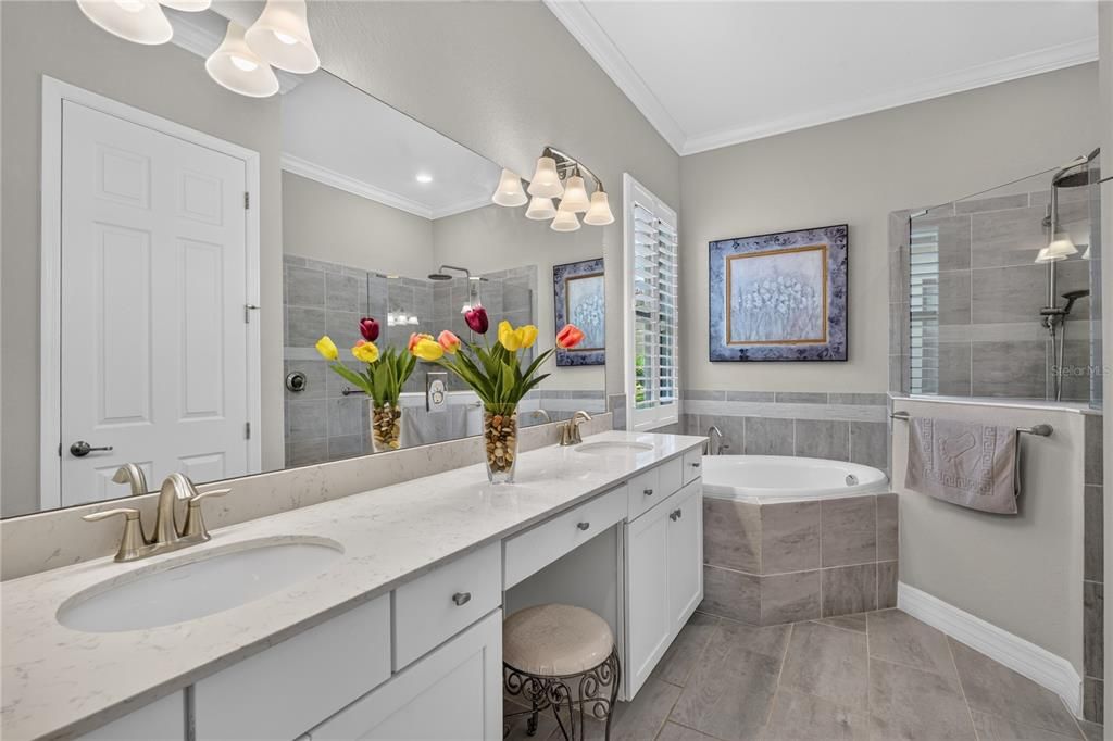 For Sale: $775,000 (3 beds, 2 baths, 2078 Square Feet)