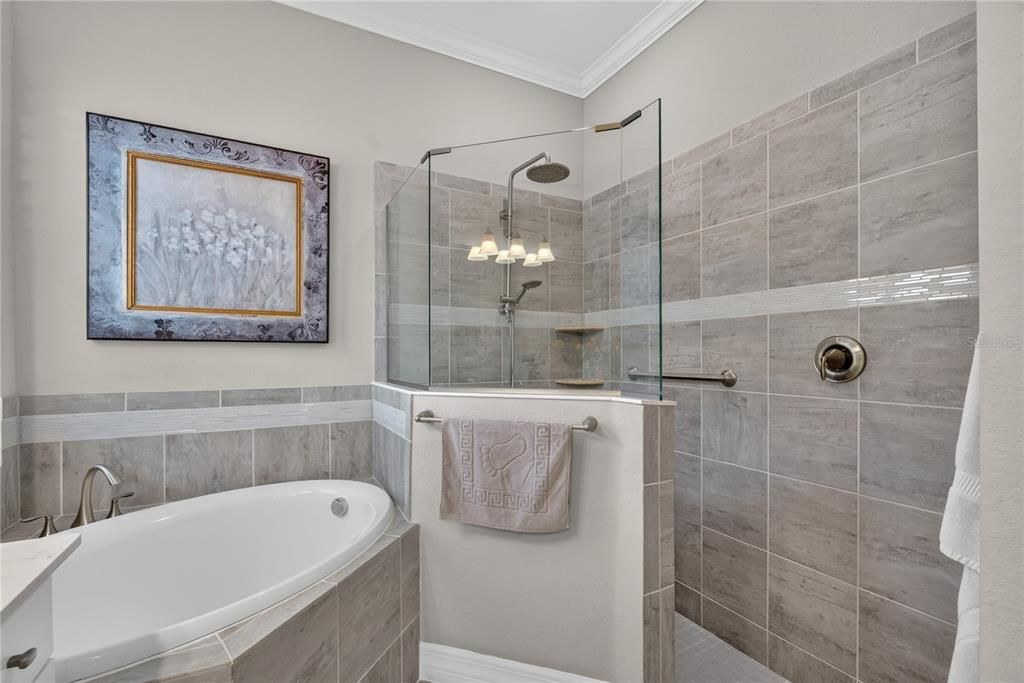 For Sale: $775,000 (3 beds, 2 baths, 2078 Square Feet)