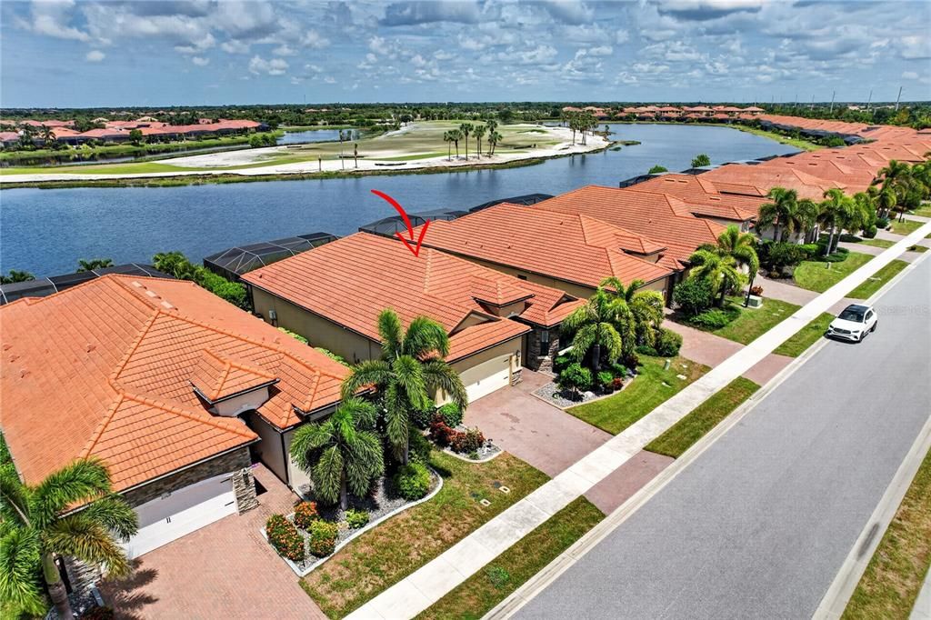 For Sale: $775,000 (3 beds, 2 baths, 2078 Square Feet)