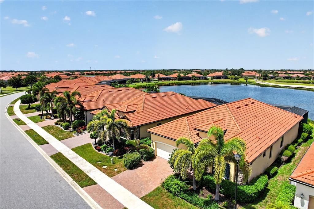 For Sale: $775,000 (3 beds, 2 baths, 2078 Square Feet)