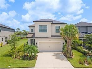 For Sale: $649,900 (4 beds, 2 baths, 2499 Square Feet)