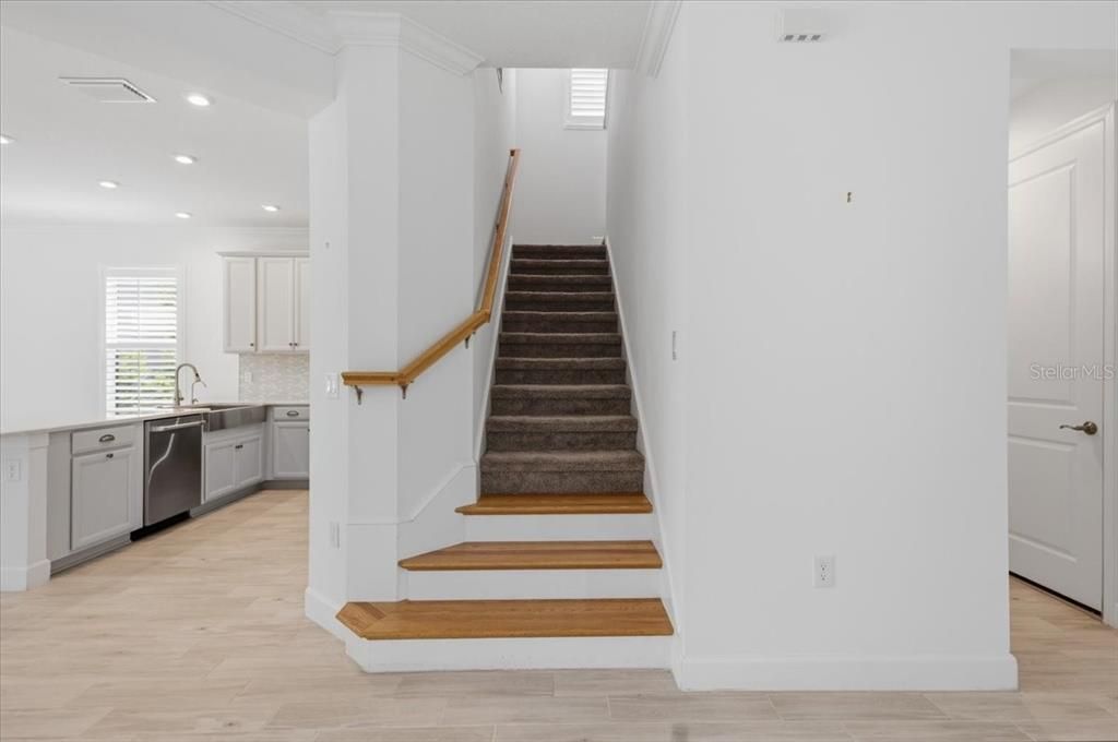 For Sale: $649,900 (4 beds, 2 baths, 2499 Square Feet)