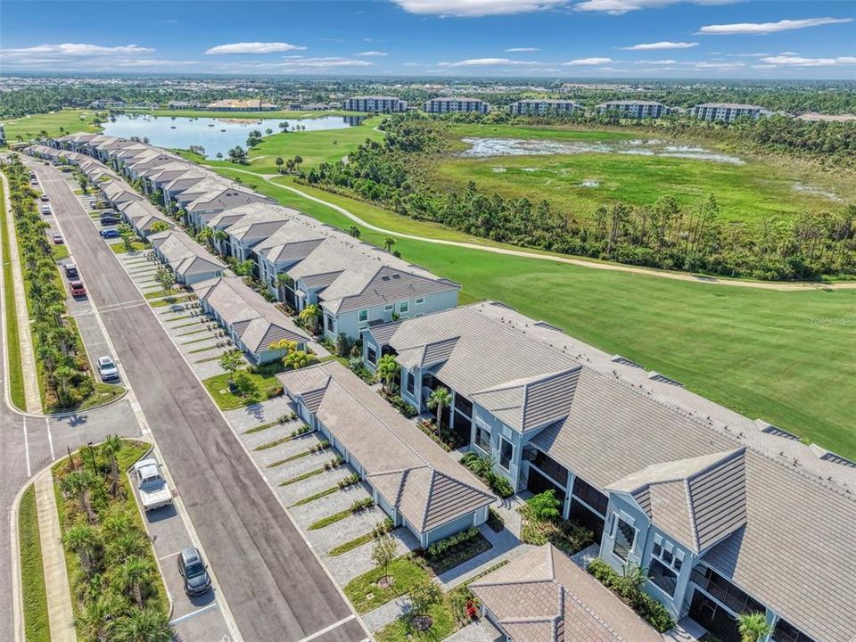 На продажу: $350,000 (2 спален, 2 ванн, 1366 Квадратных фут)