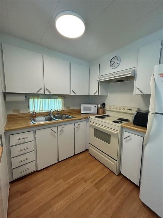 For Rent: $1,500 (2 beds, 1 baths, 624 Square Feet)
