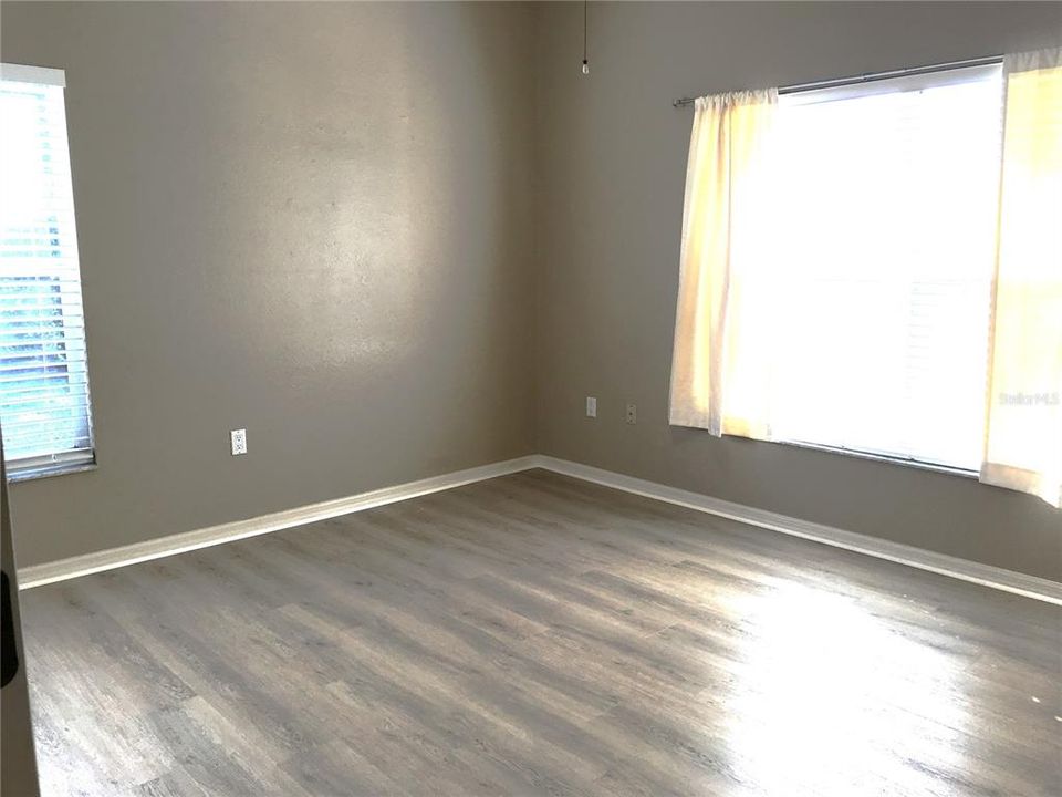 En Renta: $2,850 (5 camas, 2 baños, 2511 Pies cuadrados)