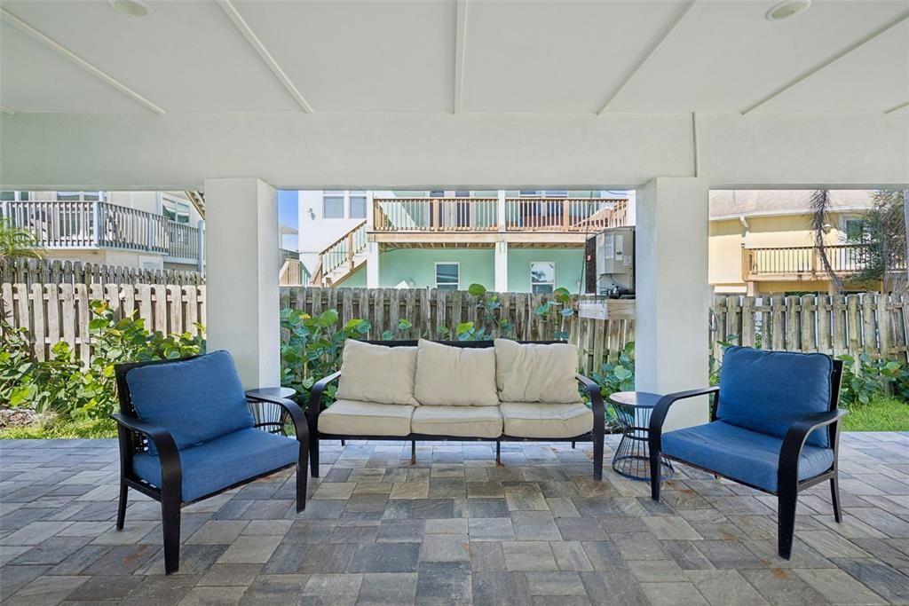 En Venta: $799,000 (3 camas, 3 baños, 1440 Pies cuadrados)