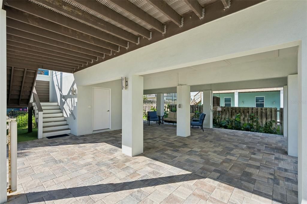 En Venta: $799,000 (3 camas, 3 baños, 1440 Pies cuadrados)