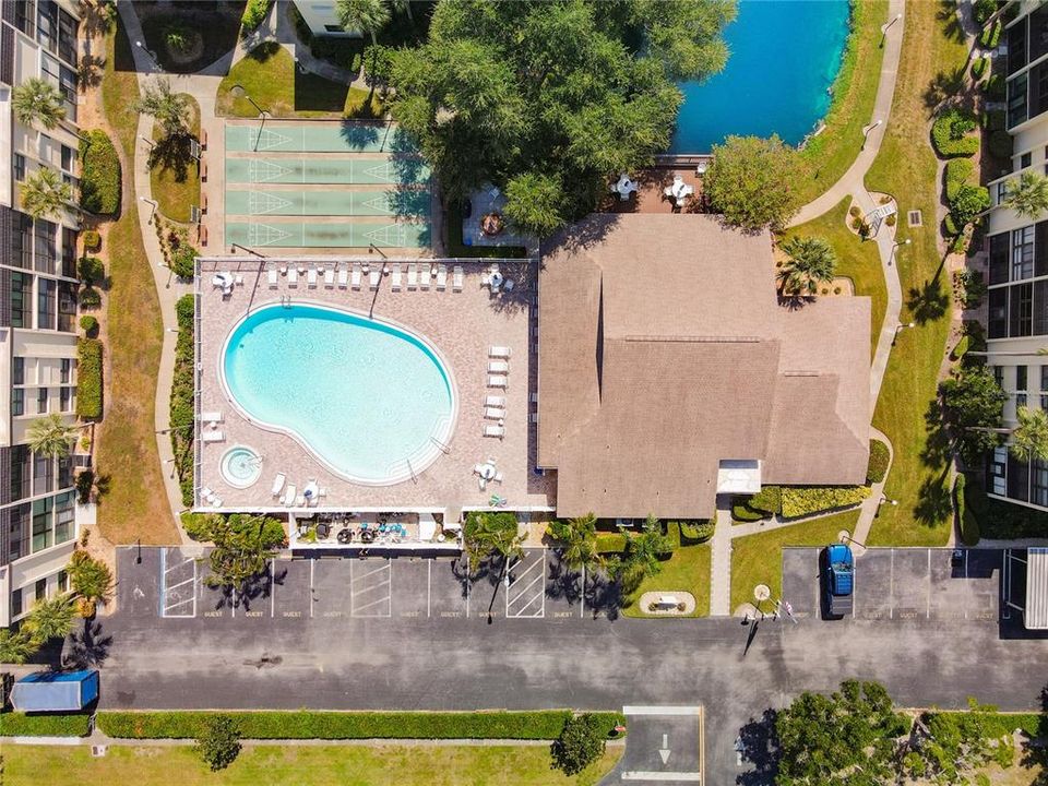 En Venta: $259,900 (2 camas, 2 baños, 970 Pies cuadrados)