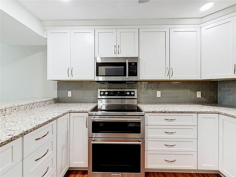 En Venta: $259,900 (2 camas, 2 baños, 970 Pies cuadrados)