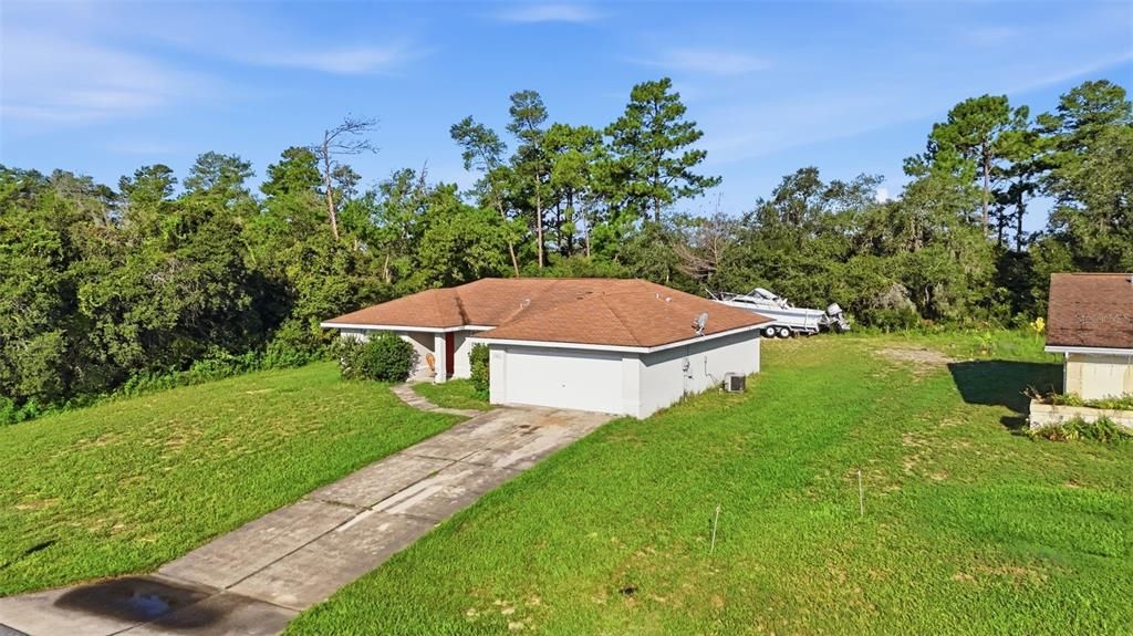 For Sale: $199,000 (3 beds, 2 baths, 1403 Square Feet)