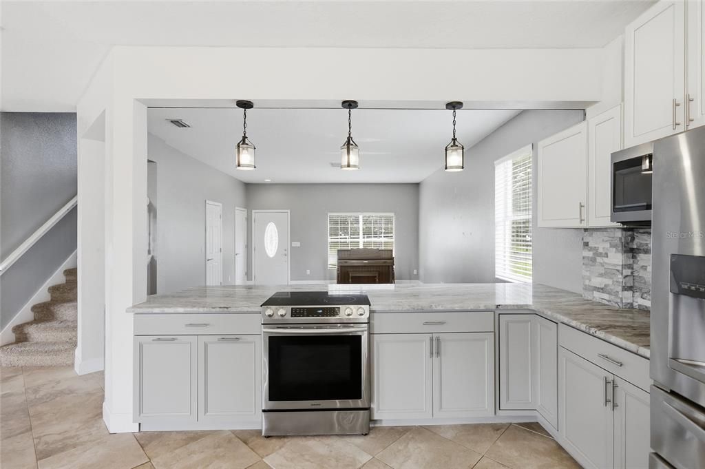 For Sale: $450,000 (3 beds, 2 baths, 2676 Square Feet)