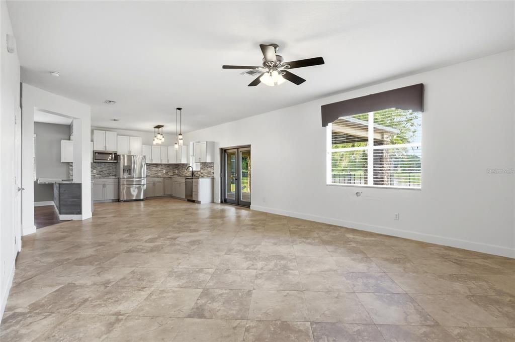 For Sale: $450,000 (3 beds, 2 baths, 2676 Square Feet)