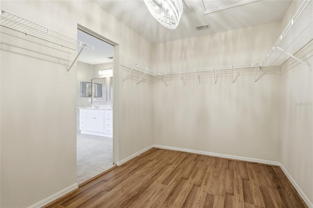 For Sale: $450,000 (3 beds, 2 baths, 2676 Square Feet)
