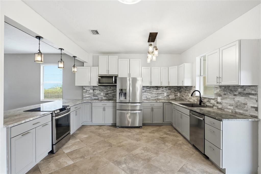 For Sale: $450,000 (3 beds, 2 baths, 2676 Square Feet)