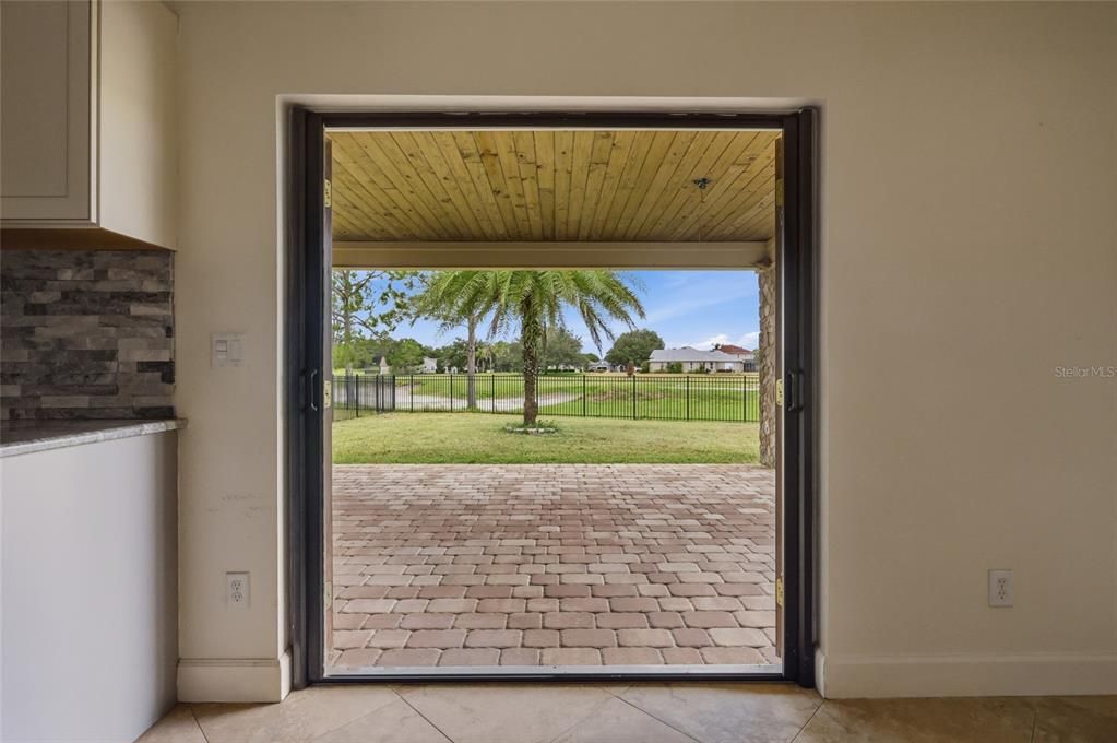 For Sale: $450,000 (3 beds, 2 baths, 2676 Square Feet)