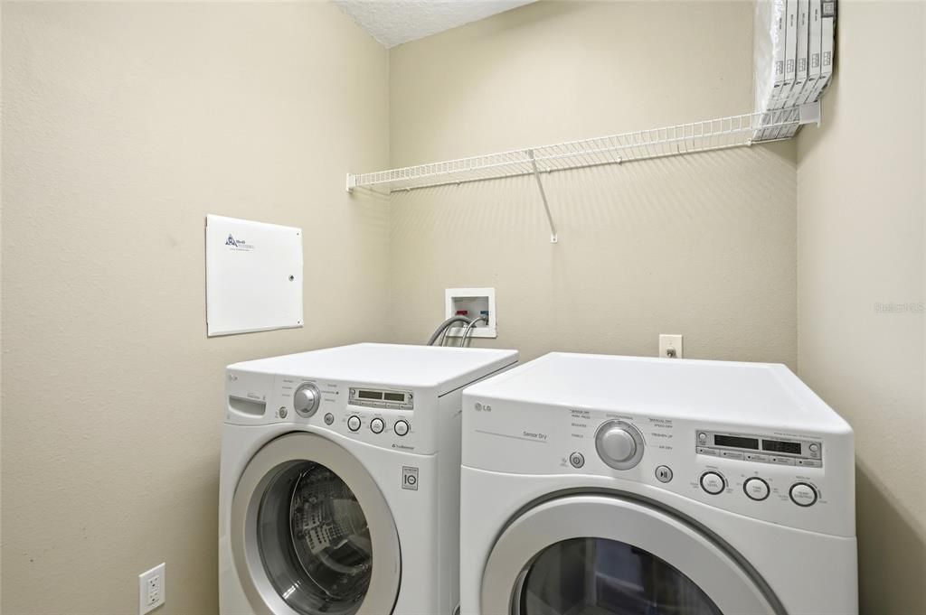 For Sale: $450,000 (3 beds, 2 baths, 2676 Square Feet)