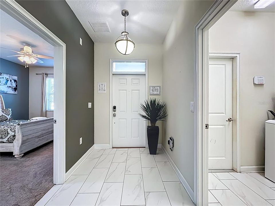 For Sale: $595,000 (6 beds, 5 baths, 3063 Square Feet)